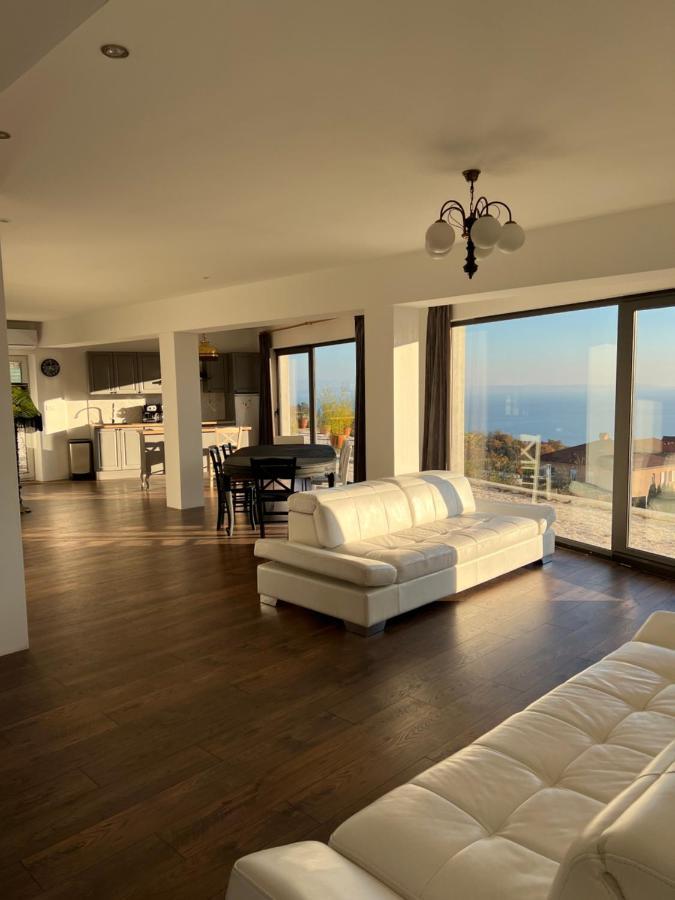 Apartment Nave Ičići Eksteriør billede